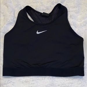 Nike Crop Top